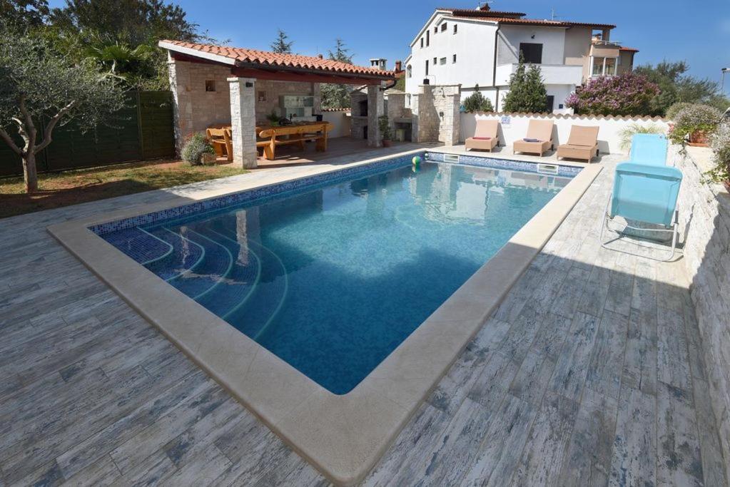 Villa Ulika - 3 Apt For 4 Persons PUY Exterior foto